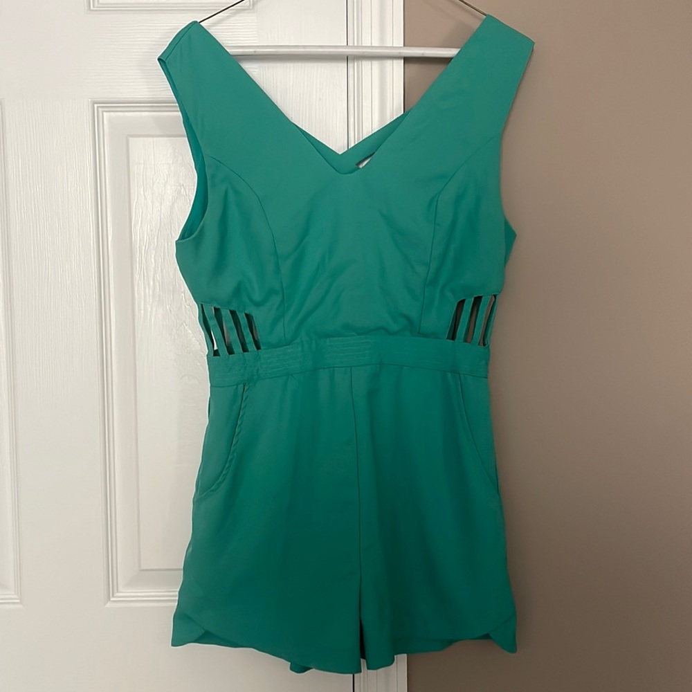 Size Small Turquoise Short Jumper from Boutique